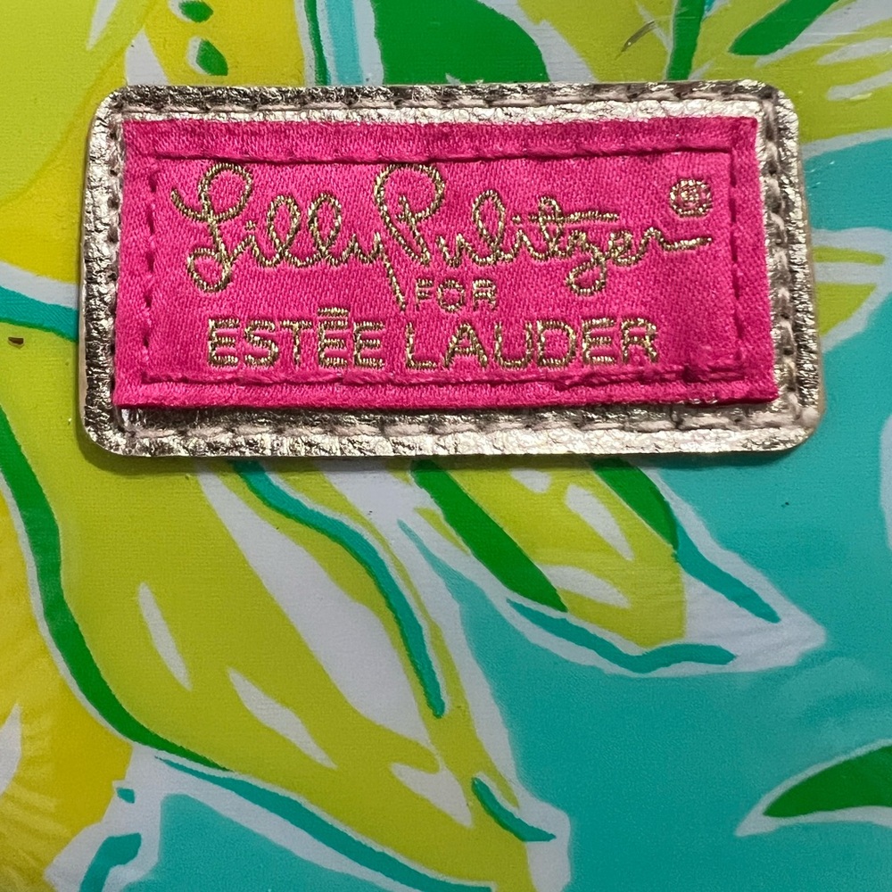 Lily Pulitzer for Estee Lauder - NWOT Tropical Print Pouch - Picture 2 of 3